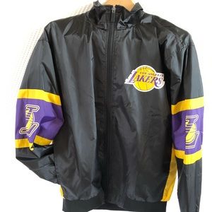 LA Lakers NBA Men’s small Windbreaker Jacket